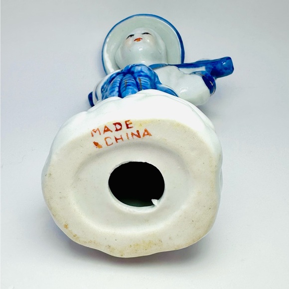 Vintage Porcelain Chinese Male Figurine White and Blue Chinese Japan Statue 6” - Picture 4 of 4